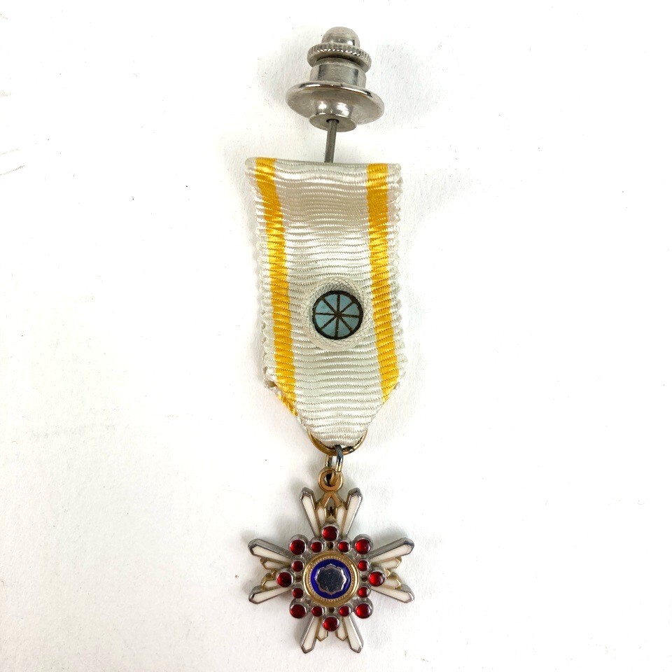 Yahoo!オークション -「勲四等瑞宝章」(ミリタリー) の落札相場・落札価格